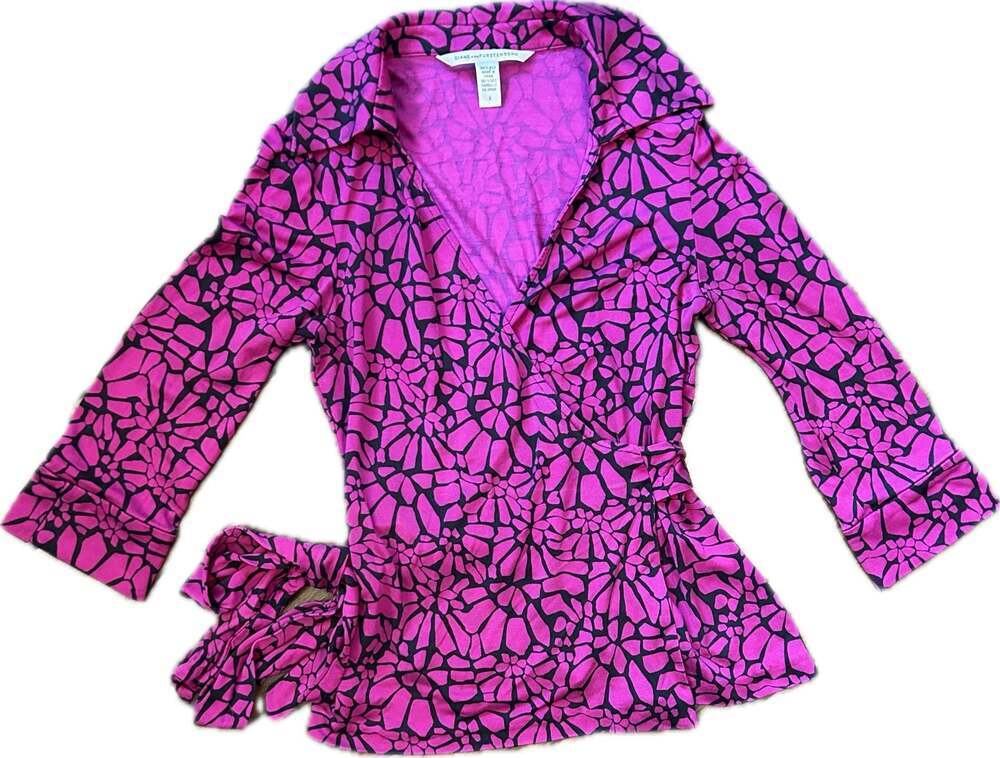 Diane von Furstenberg Jill Silk Wrap Top Abstract Floral Pink Black Magenta 6